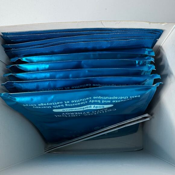 Elemis Cellutox Herbal Bath Synergy  10 Sachets Body Performance NEW - Picture 4 of 4